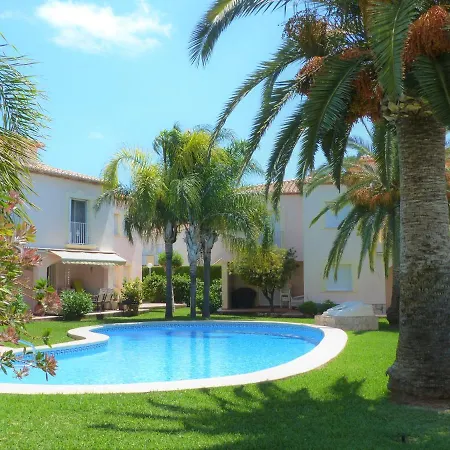 La Giralda 2 Les Marines *