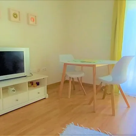 La Giralda 2 Les Marines