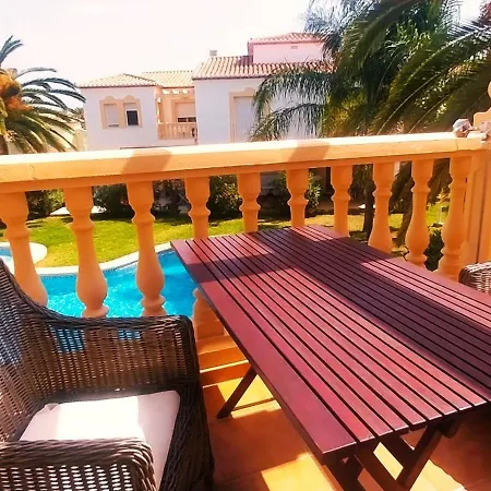 La Giralda 2 Les Marines Apartment *