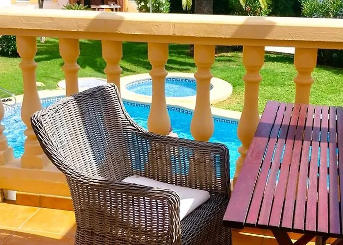 La Giralda 2 Les Marines